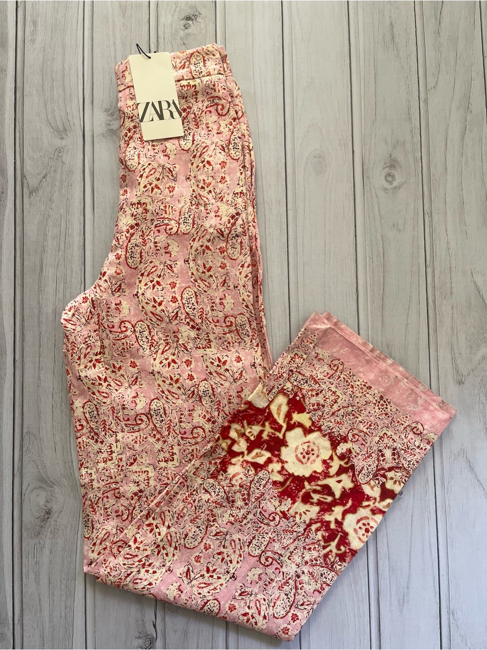 New Zara linen blend pink paisley print pull on flowy trouser pant. Size XS.